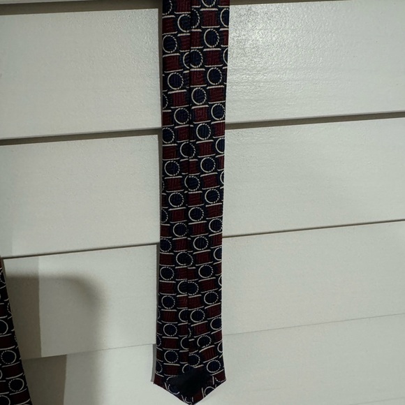 Men’s Tie - Picture 5 of 5